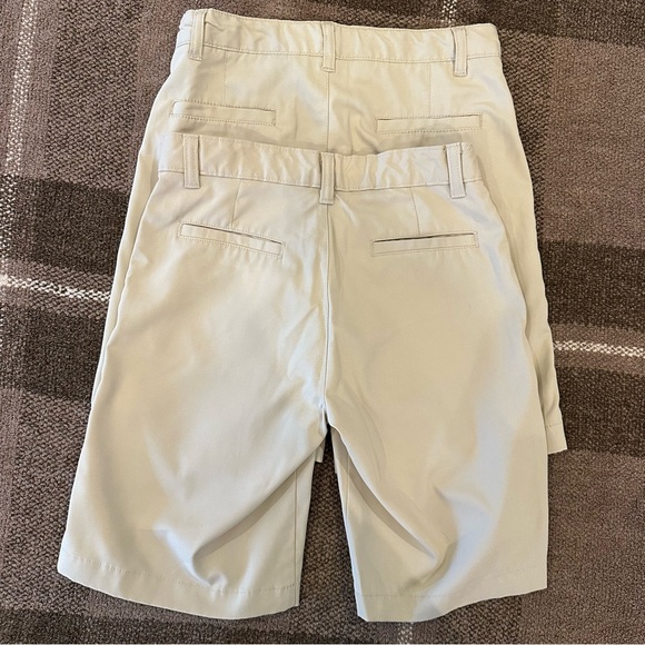 Boys Tommy Hilfiger Uniform Golf Performance size 12 Khaki - Picture 2 of 10